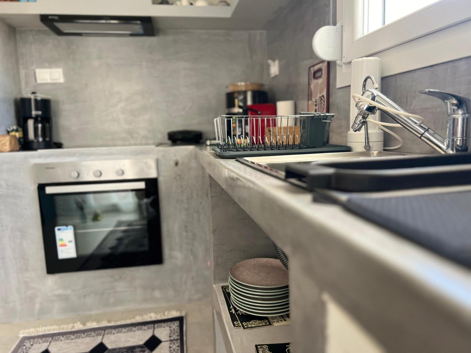 Modern Family Retreat Apartment Volos Bagian luar foto