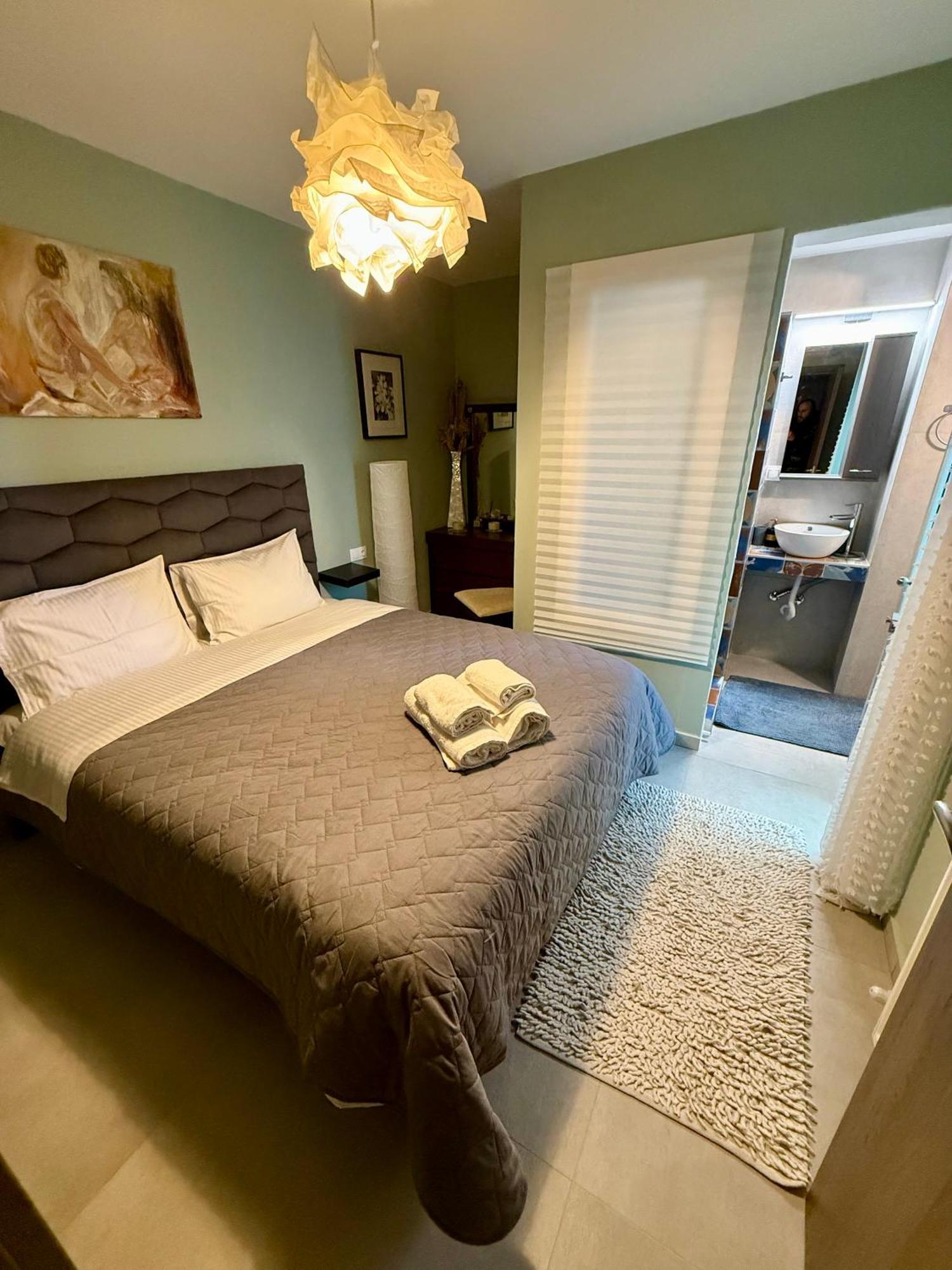 Modern Family Retreat Apartment Volos Bagian luar foto
